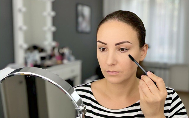 Top 7 Benefits of Powder Brows That Will Surprise You